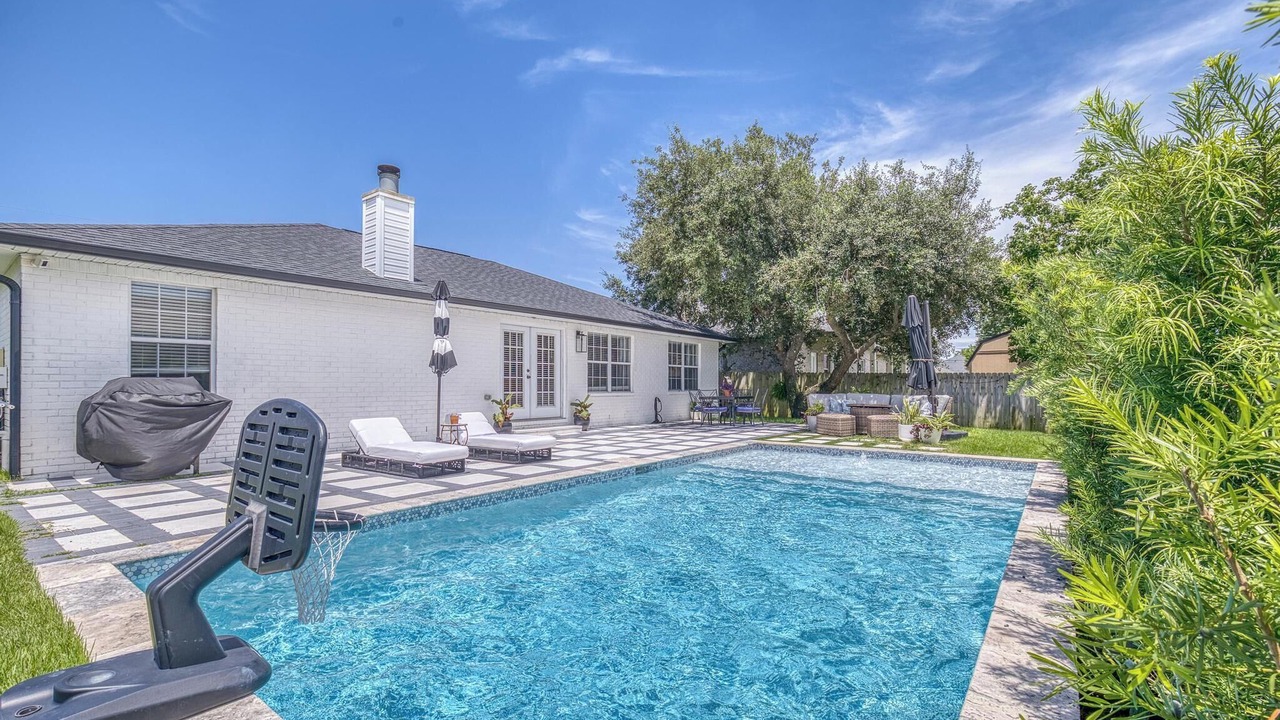 Photo of Outdoor in Gulf Breeze