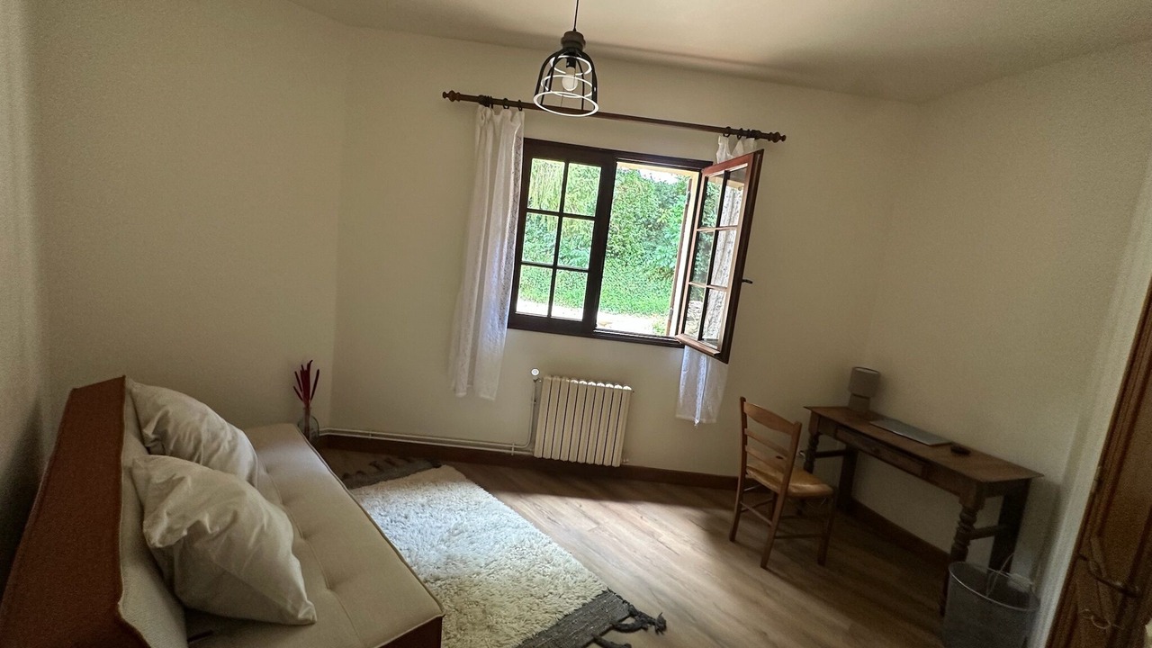 Photo of Livingroom in Mongauzy