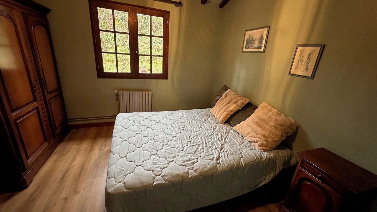 Photo of Bedroom in Mongauzy