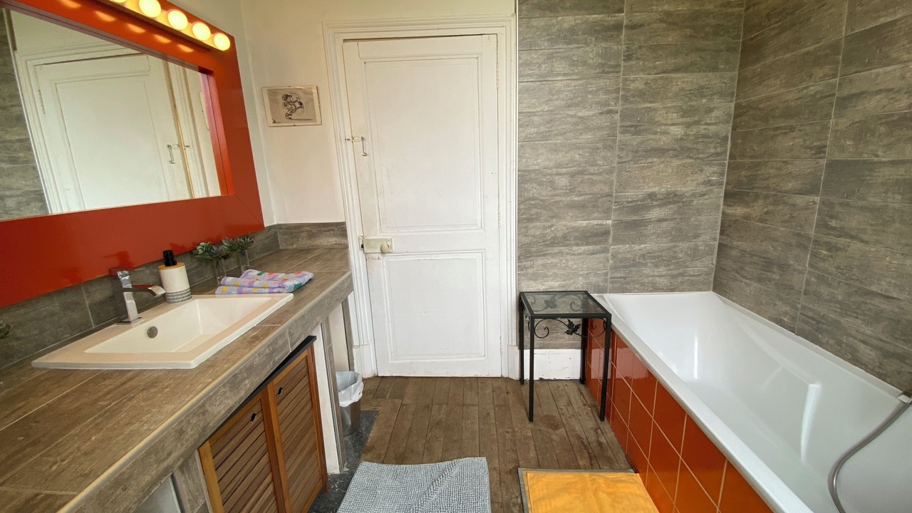 Photo of Bathroom in Nottonville