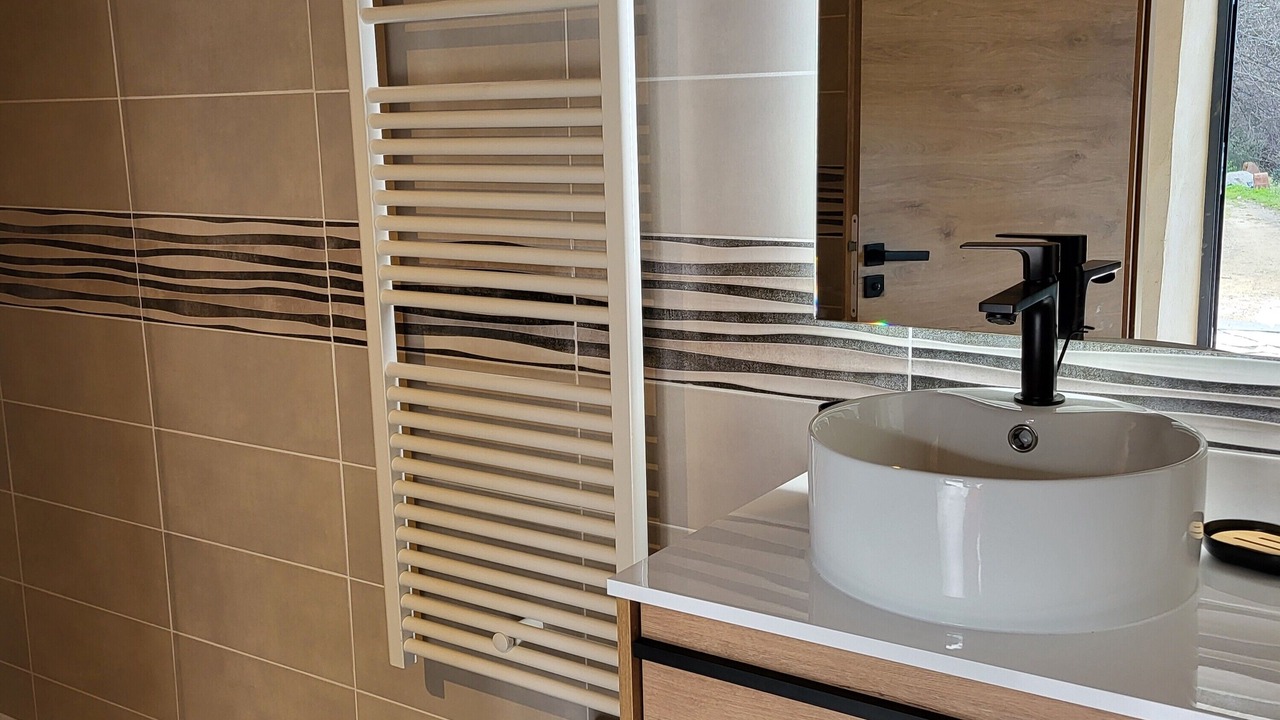 Photo of Bathroom in Saint-Julien-des-Points