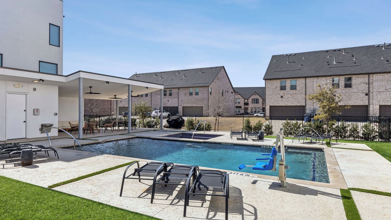 Photo of Outdoor in Farmers Branch