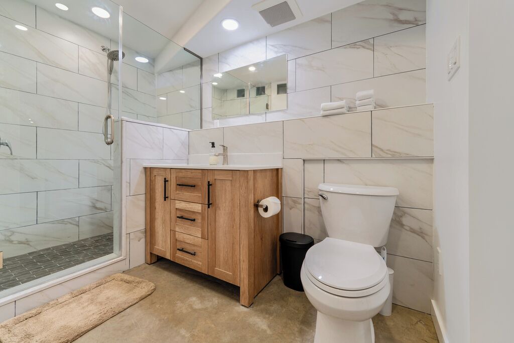 Photo of Bathroom in Shaughnessy Village