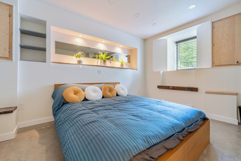 Photo of Bedroom in Shaughnessy Village