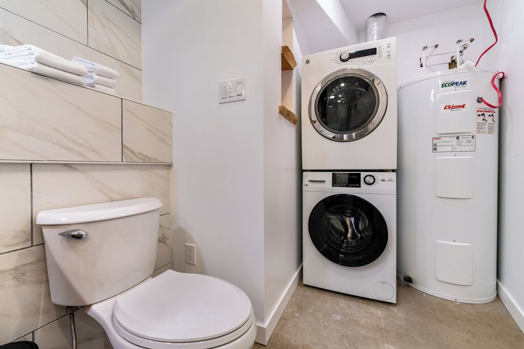 Photo of Bathroom in Shaughnessy Village