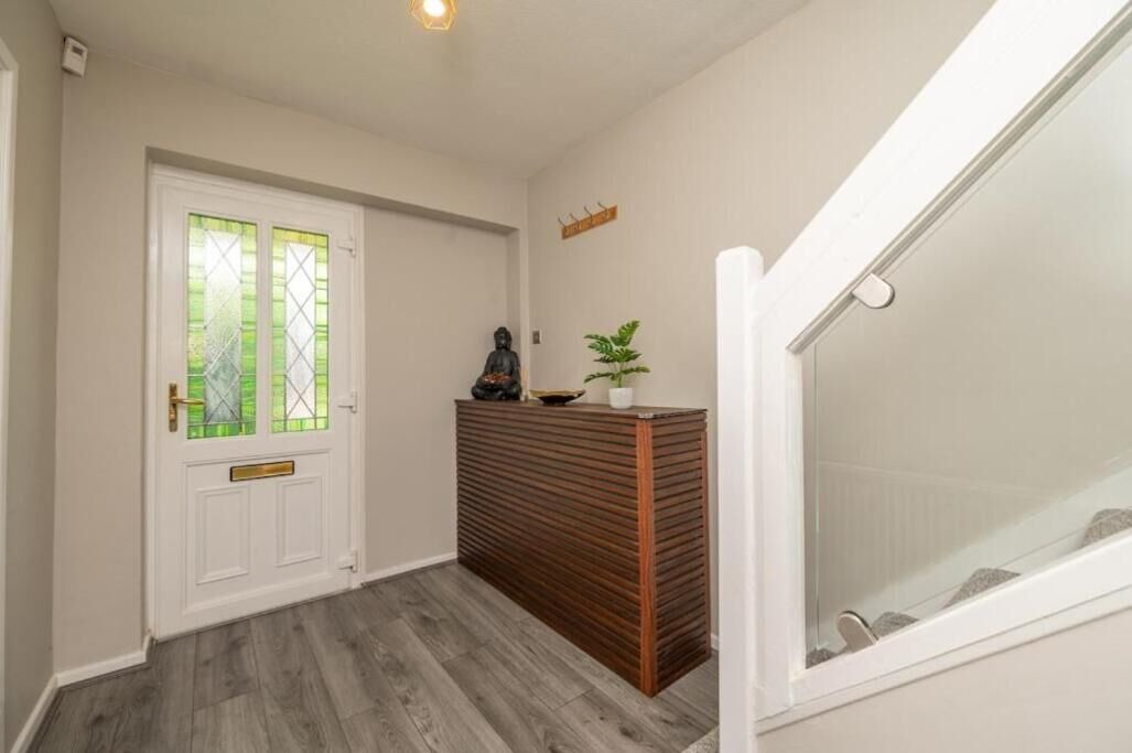 Photo of Others in Shirley