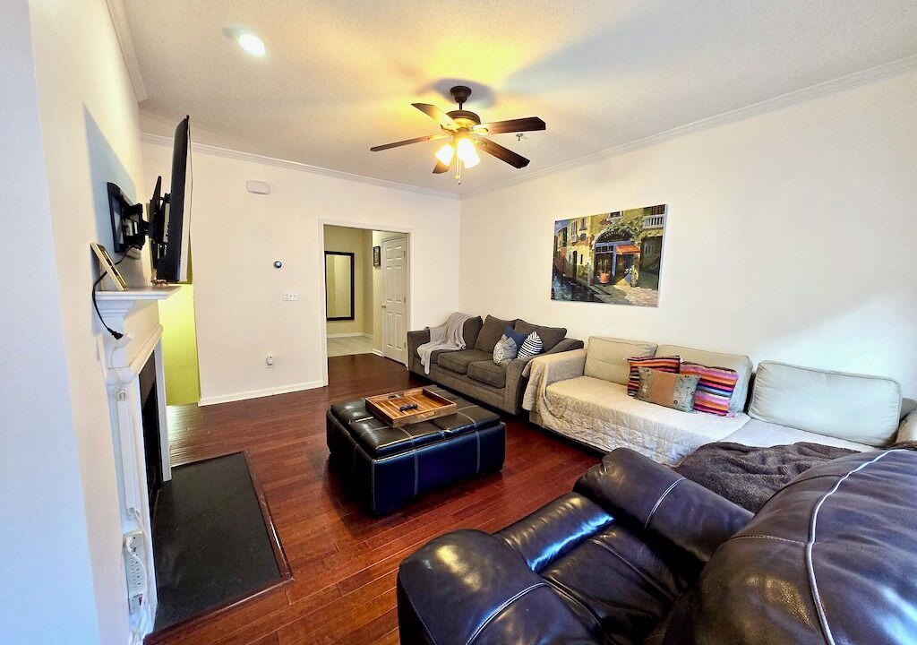 Photo of Livingroom in Smyrna