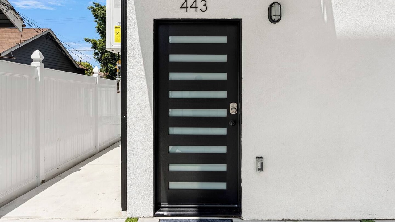 Photo of Outdoor in Wilshire