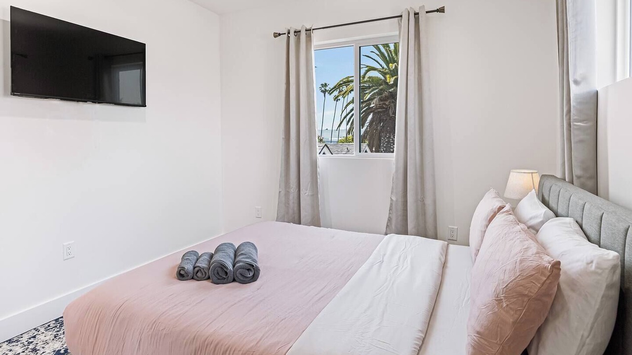 Photo of Bedroom in Wilshire