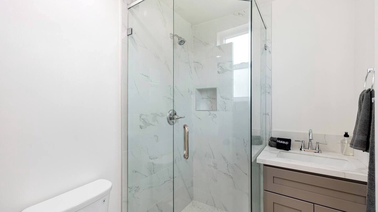 Photo of Bathroom in Wilshire