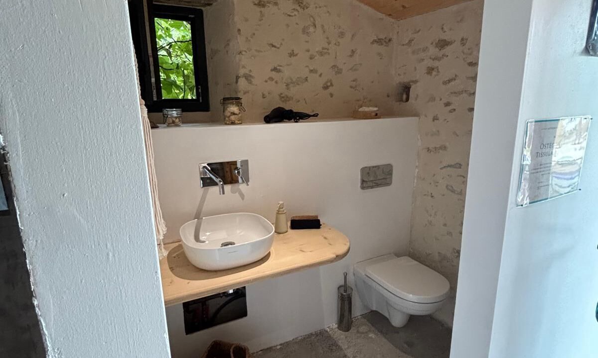 Photo of Bathroom in Boisset-et-Gaujac