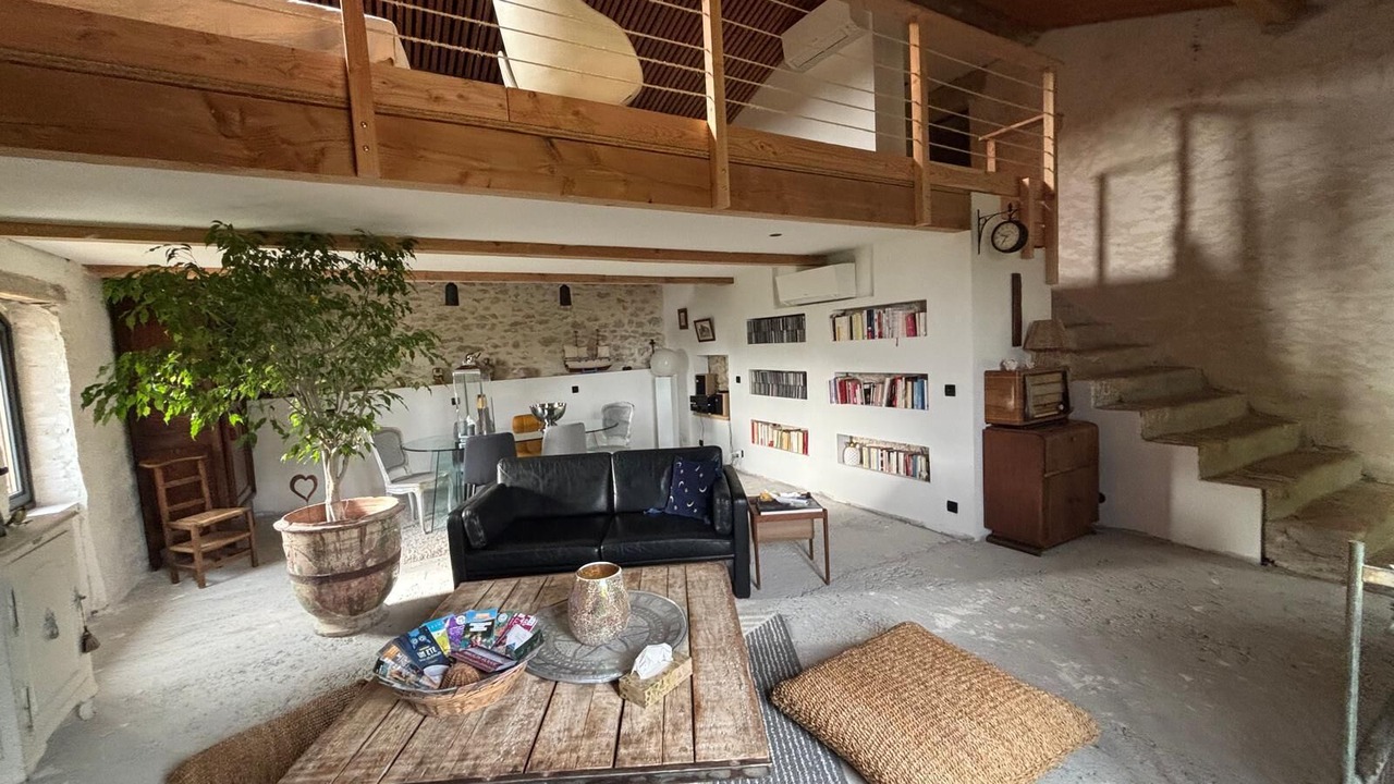 Photo of Livingroom in Boisset-et-Gaujac