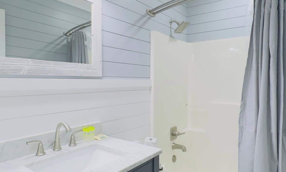 Photo of Bathroom in Crescent Beach