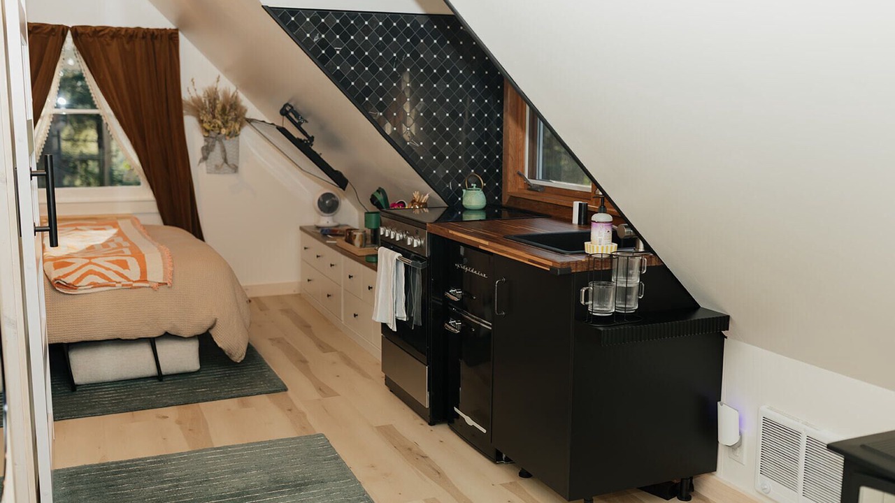 Photo of Bedroom in Brownsville