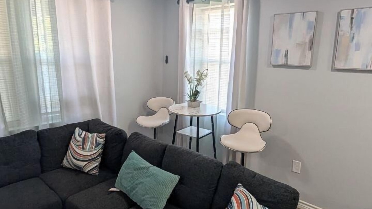 Photo of Livingroom in Central Oklahoma City