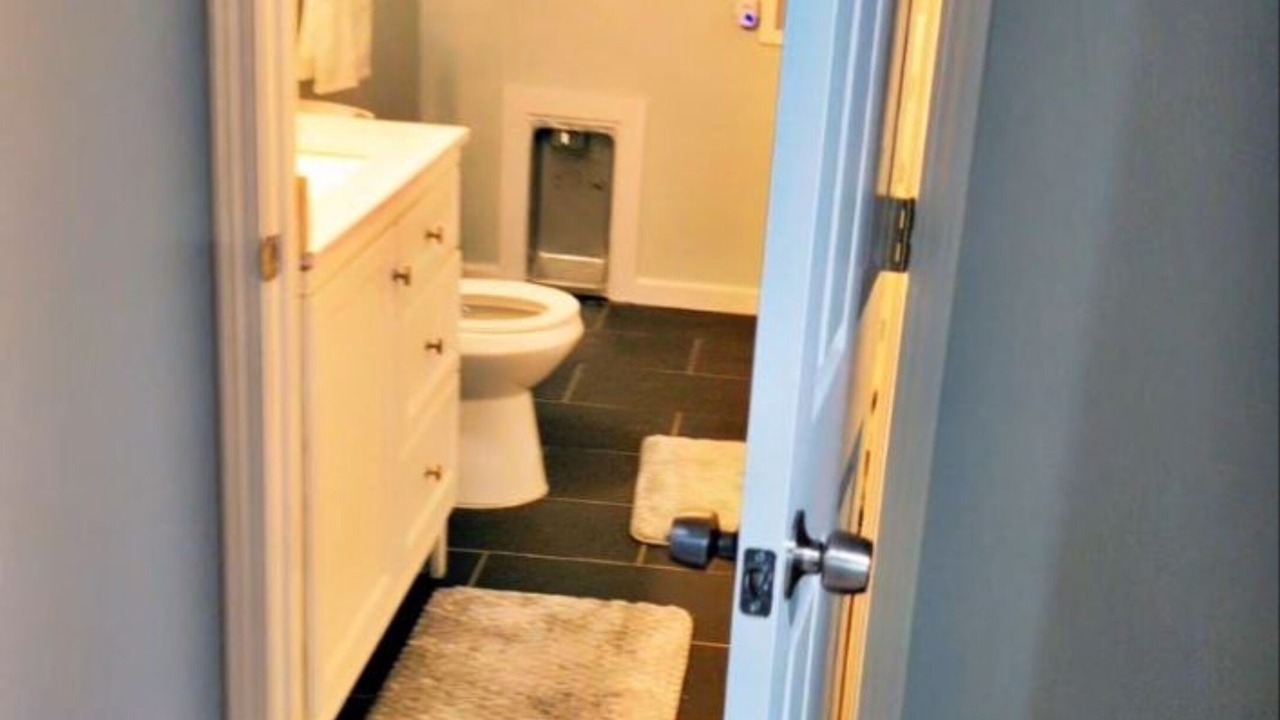 Photo of Bathroom in Central Oklahoma City