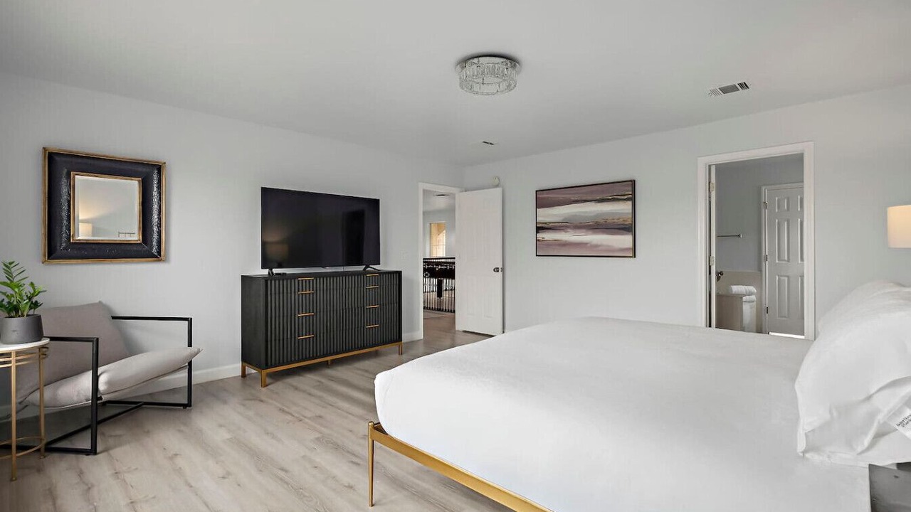 Photo of Bedroom in Cat Hollow