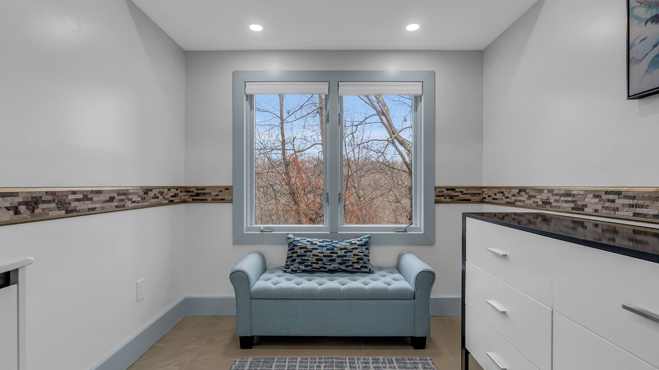 Photo of Others in Monroe