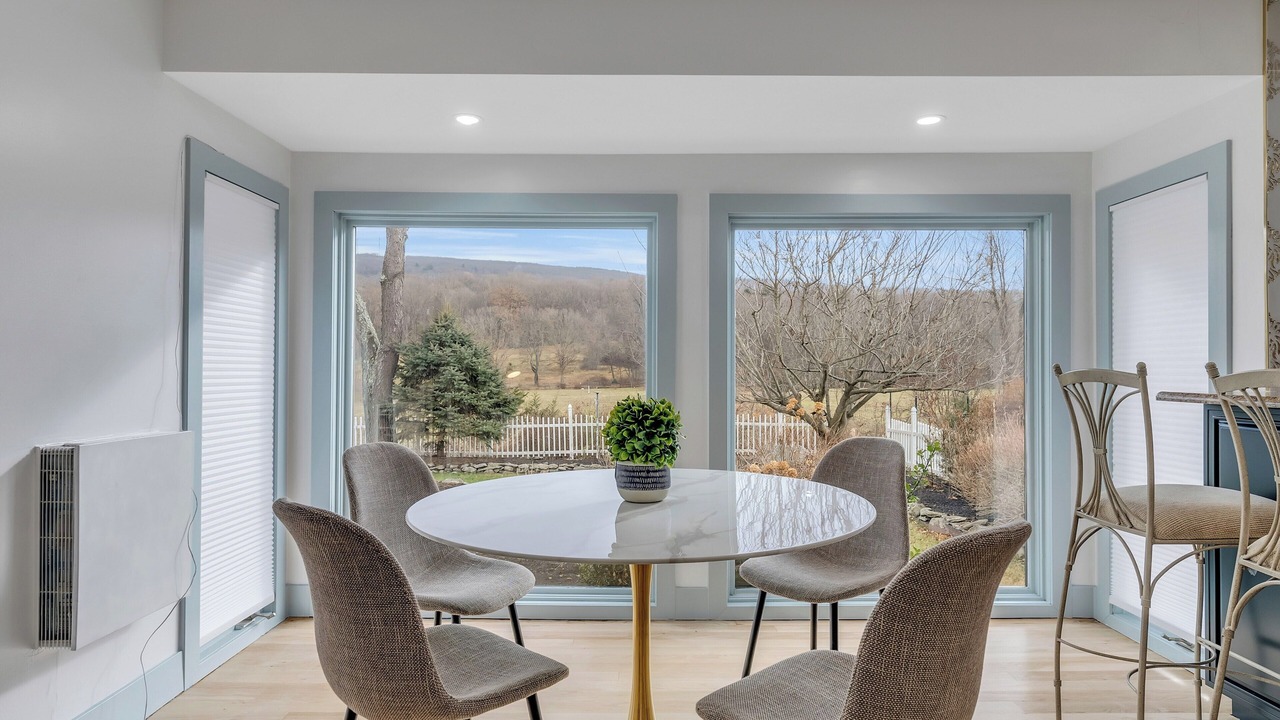 Photo of Others in Monroe