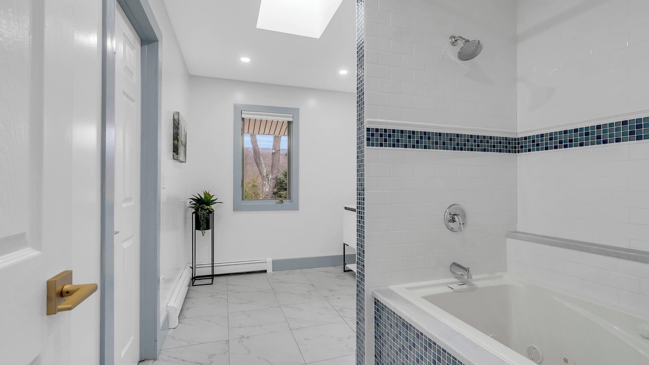 Photo of Bathroom in Monroe