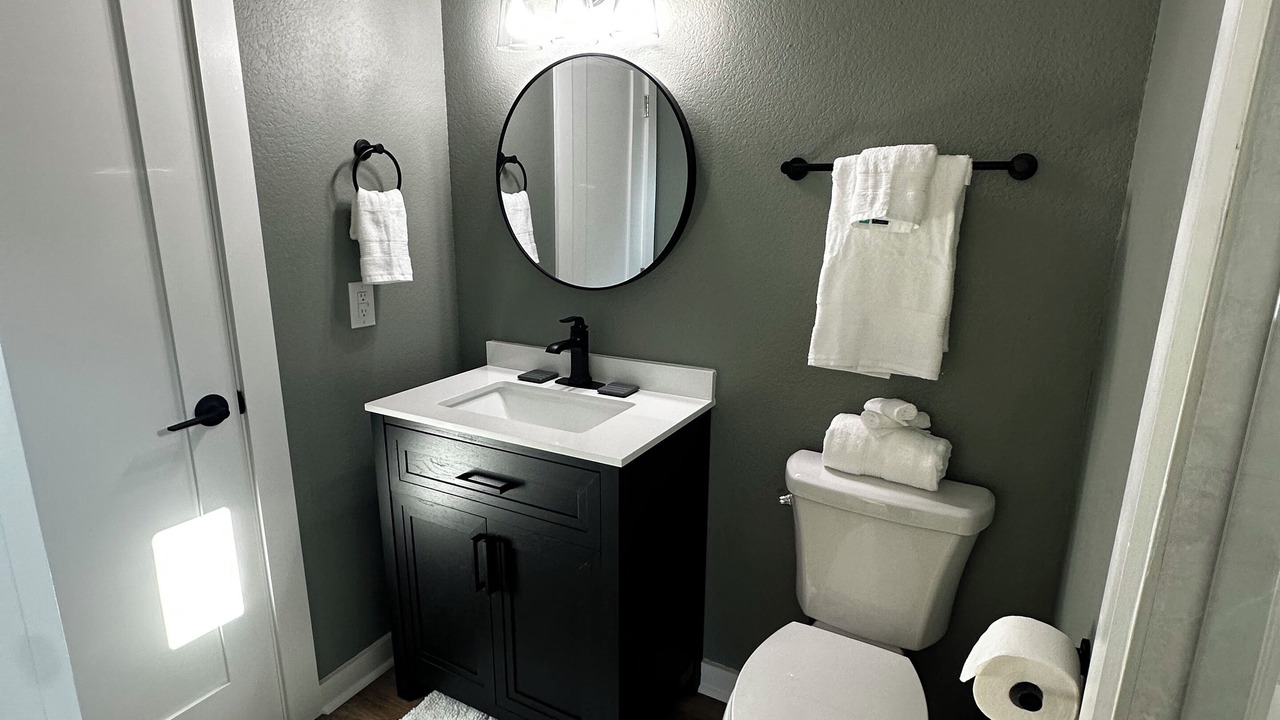 Photo of Bathroom in Crowley