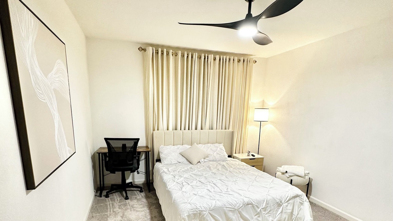 Photo of Bedroom in Glenn Heights