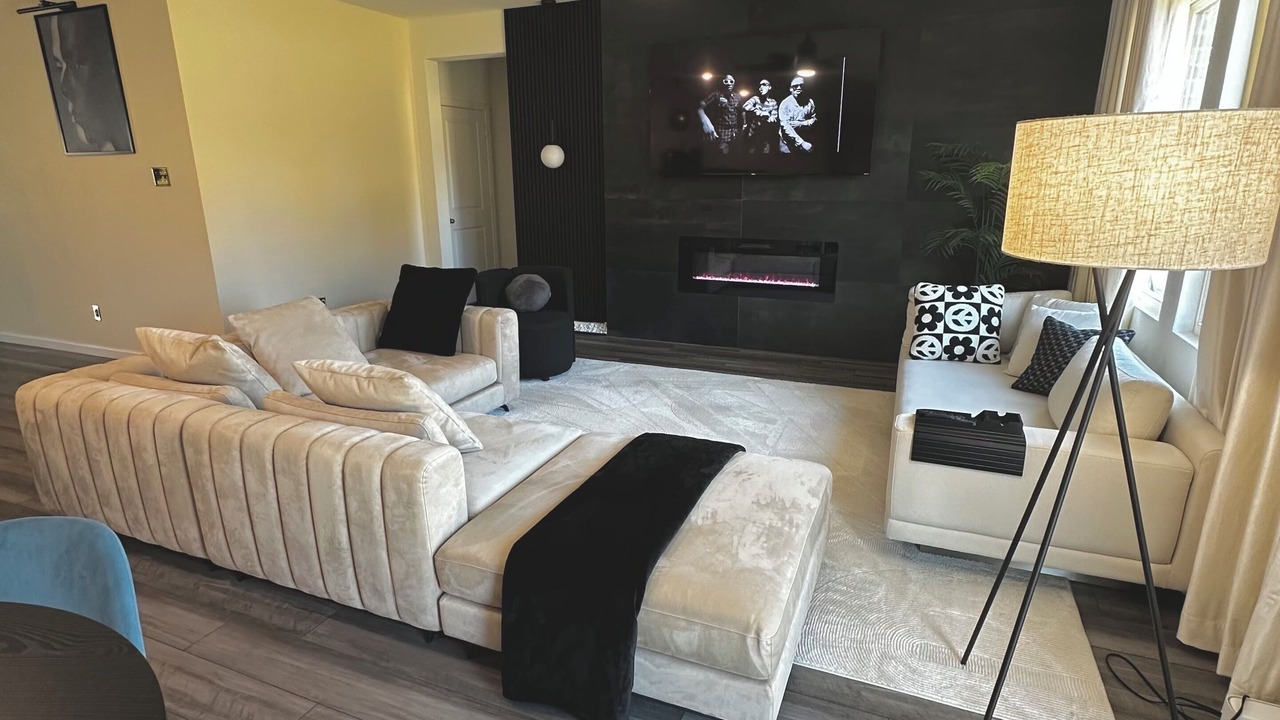 Photo of Livingroom in Glenn Heights