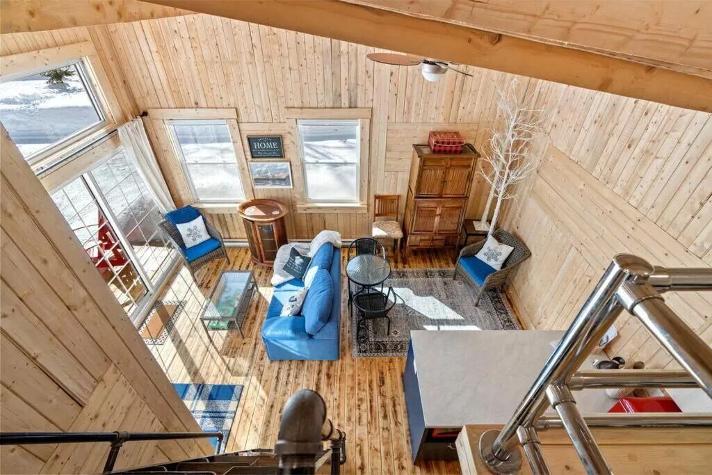 Photo of Livingroom in Gloucester County