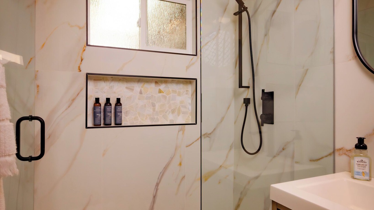 Photo of Bathroom in Winter Gardens