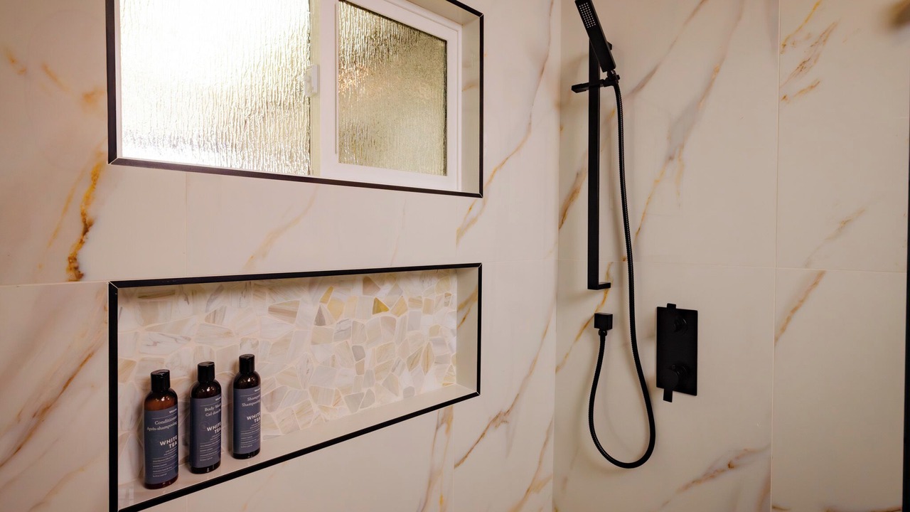 Photo of Bathroom in Winter Gardens
