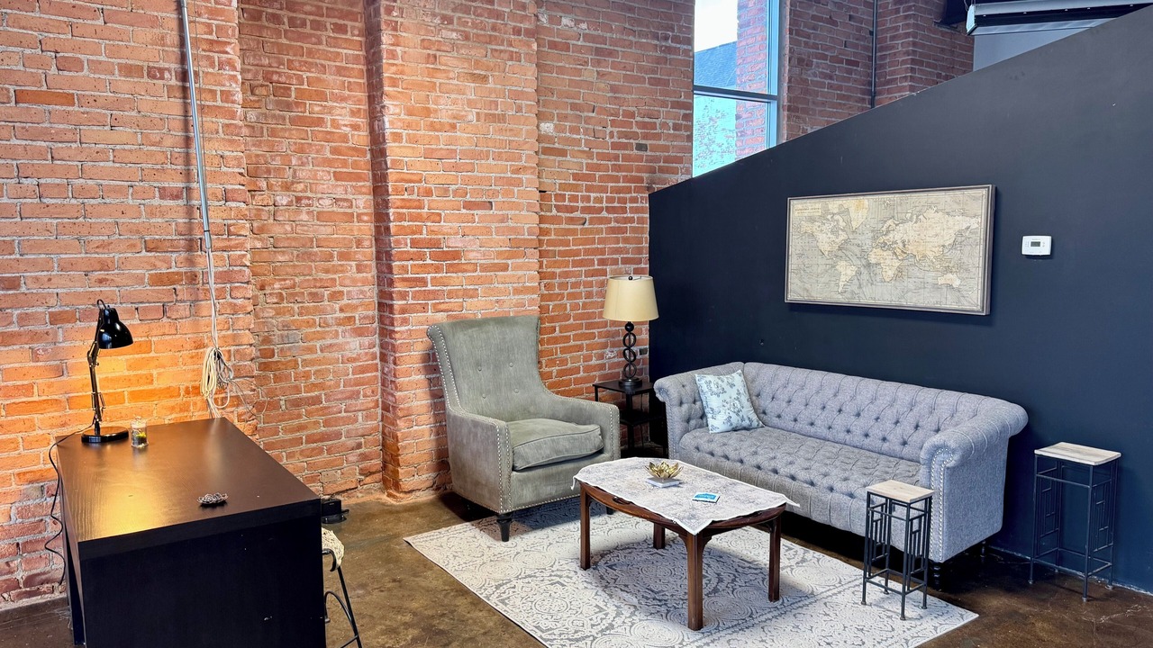 Photo of Livingroom in Downtown Toledo