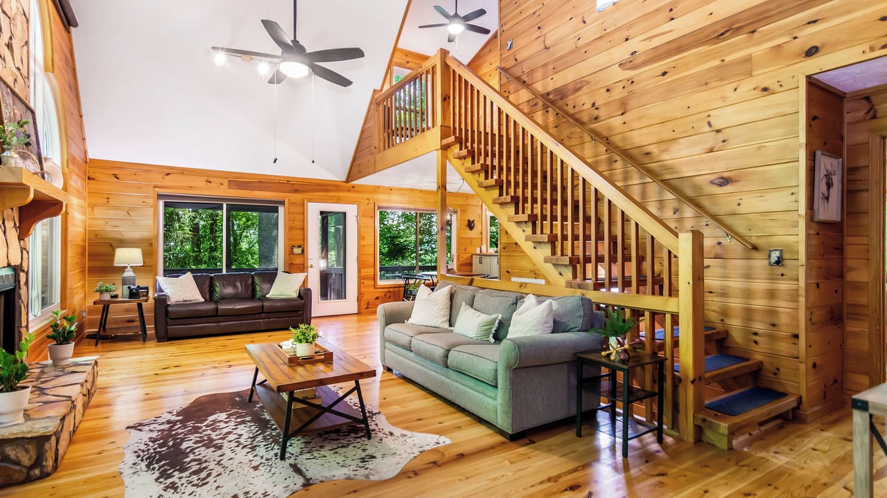 Photo of Livingroom in Walnut Mountain