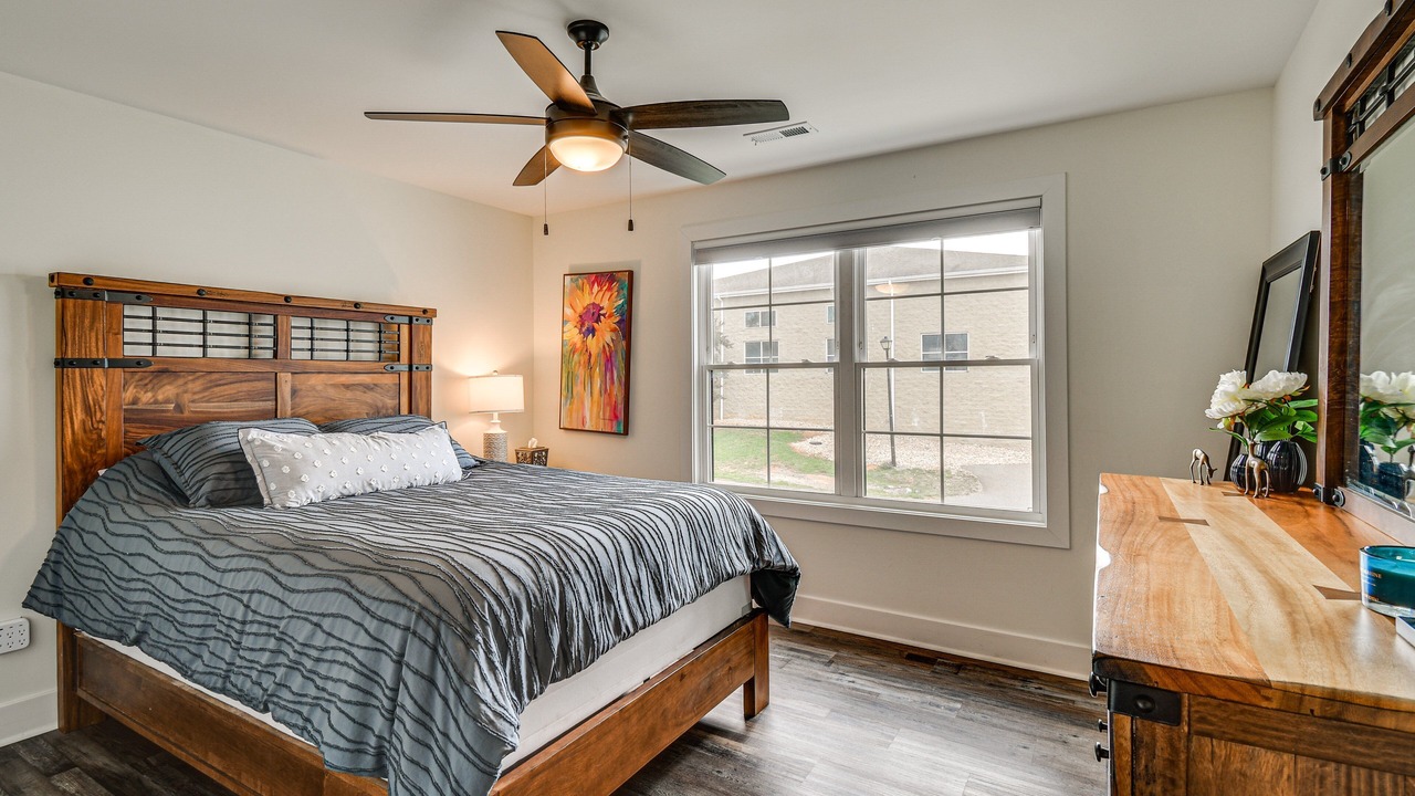 Photo of Bedroom in Huddleston