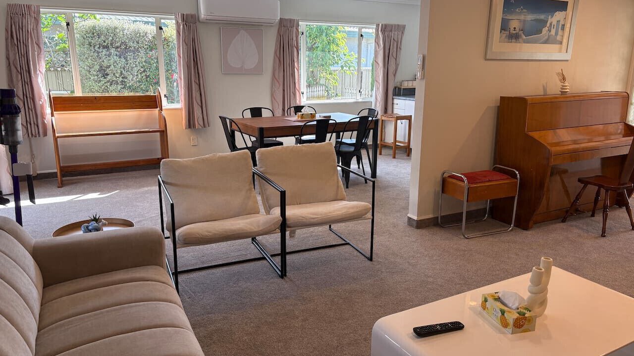 Photo of Livingroom in Taradale