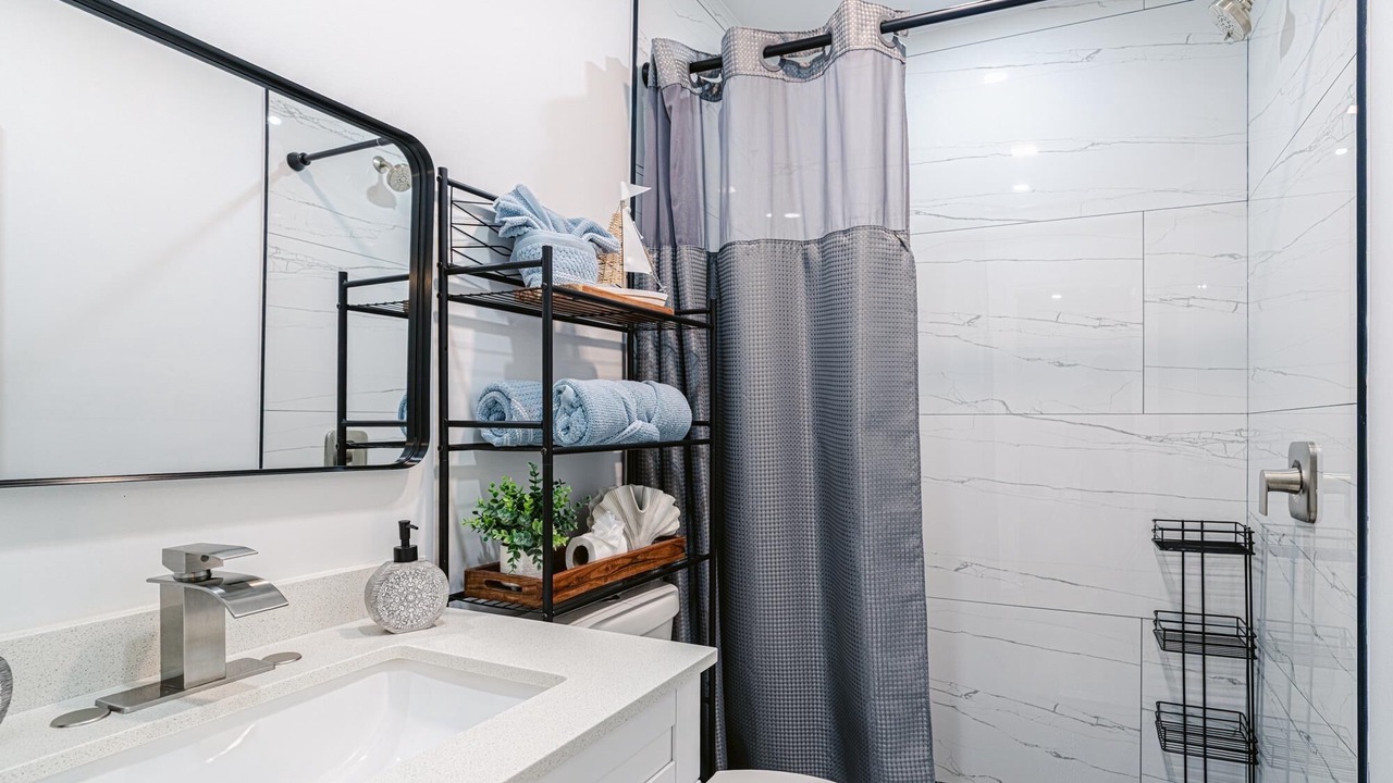 Photo of Bathroom in Naples