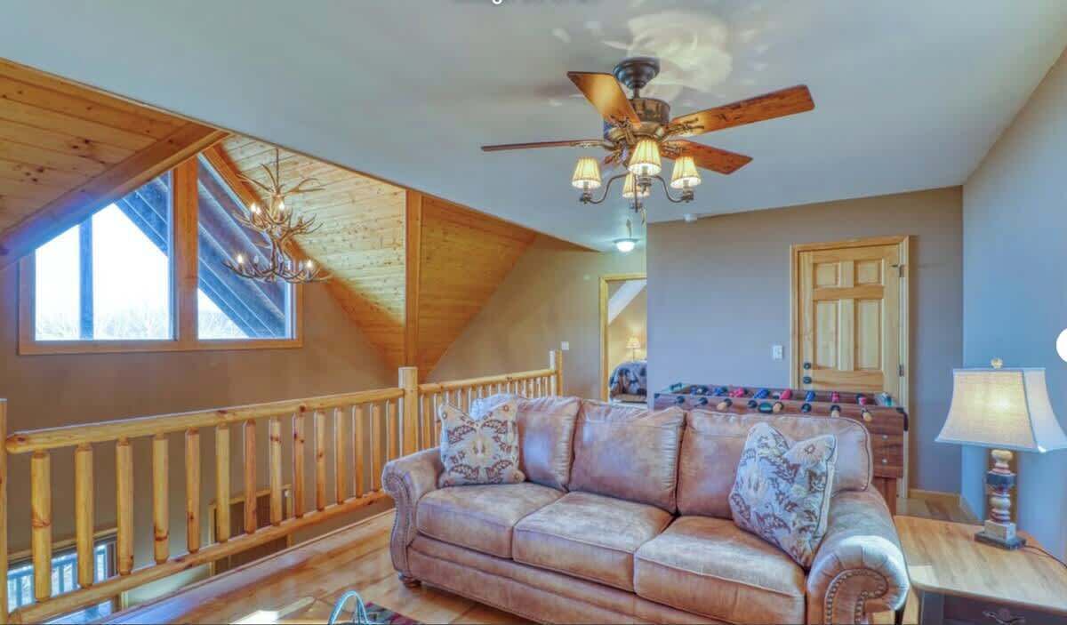 Photo of Livingroom in Whittier