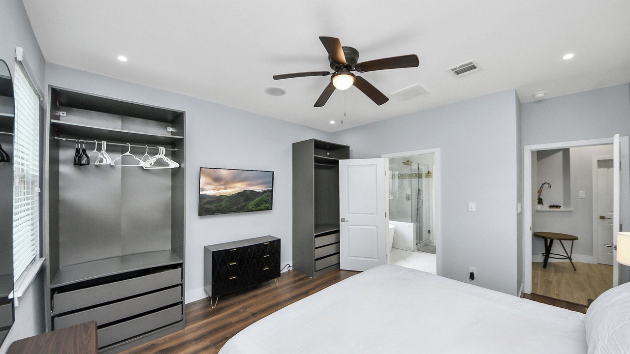 Photo of Bedroom in Barker
