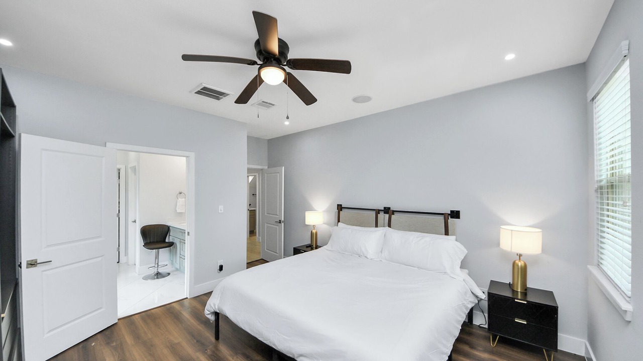 Photo of Bedroom in Barker