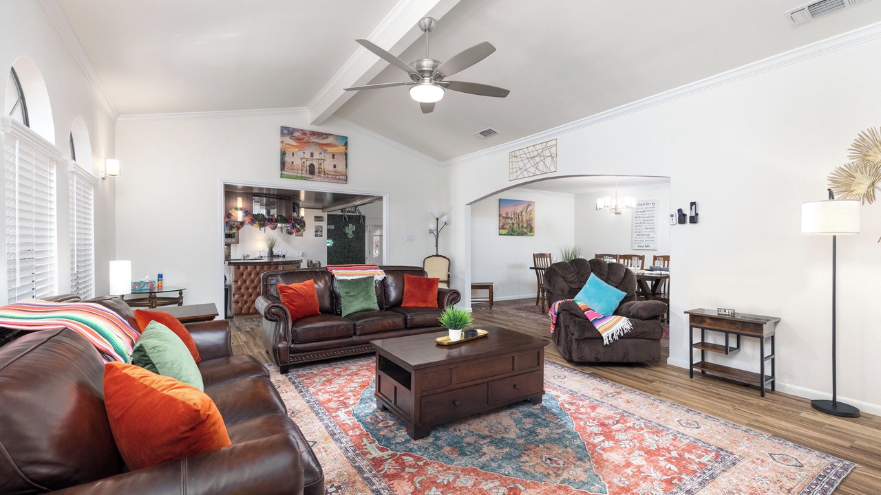 Photo of Livingroom in North San Antonio - SAT