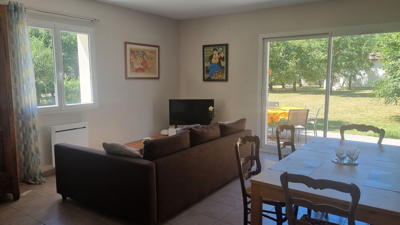 Photo of Livingroom in Aveze