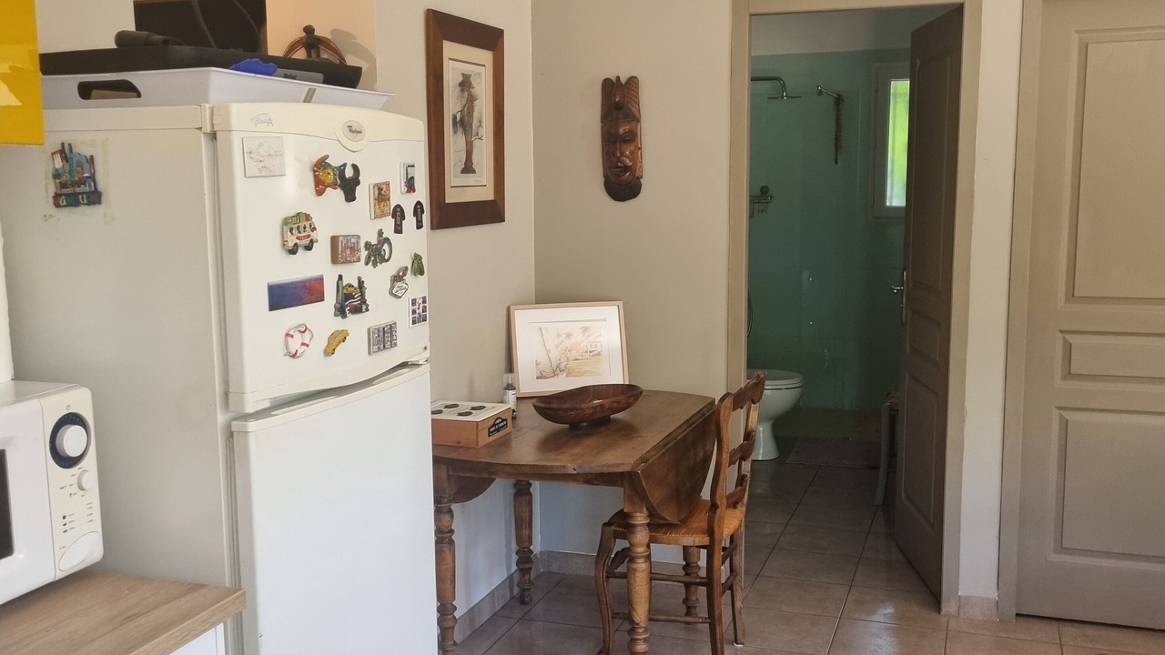 Photo of Others in Aveze