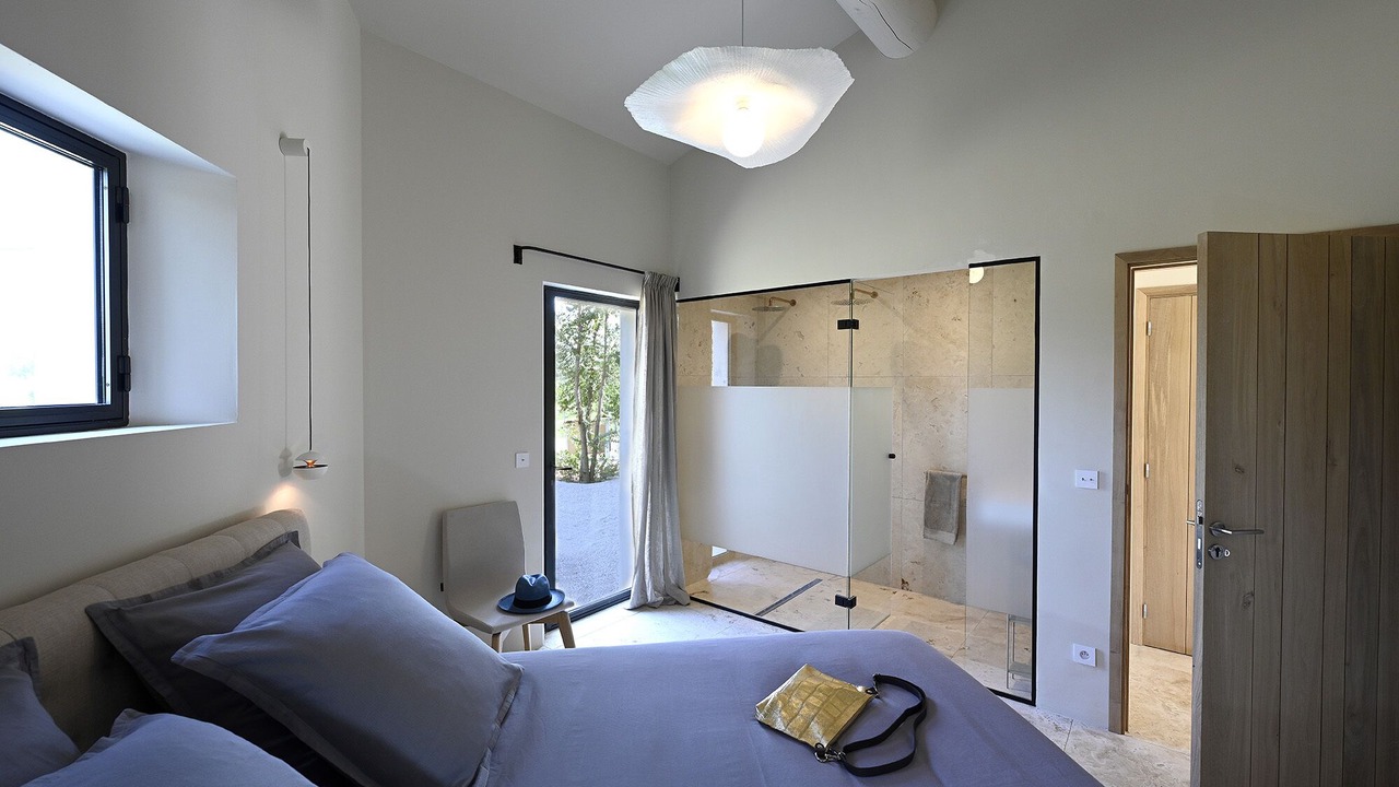 Photo of Bedroom in Lagnes