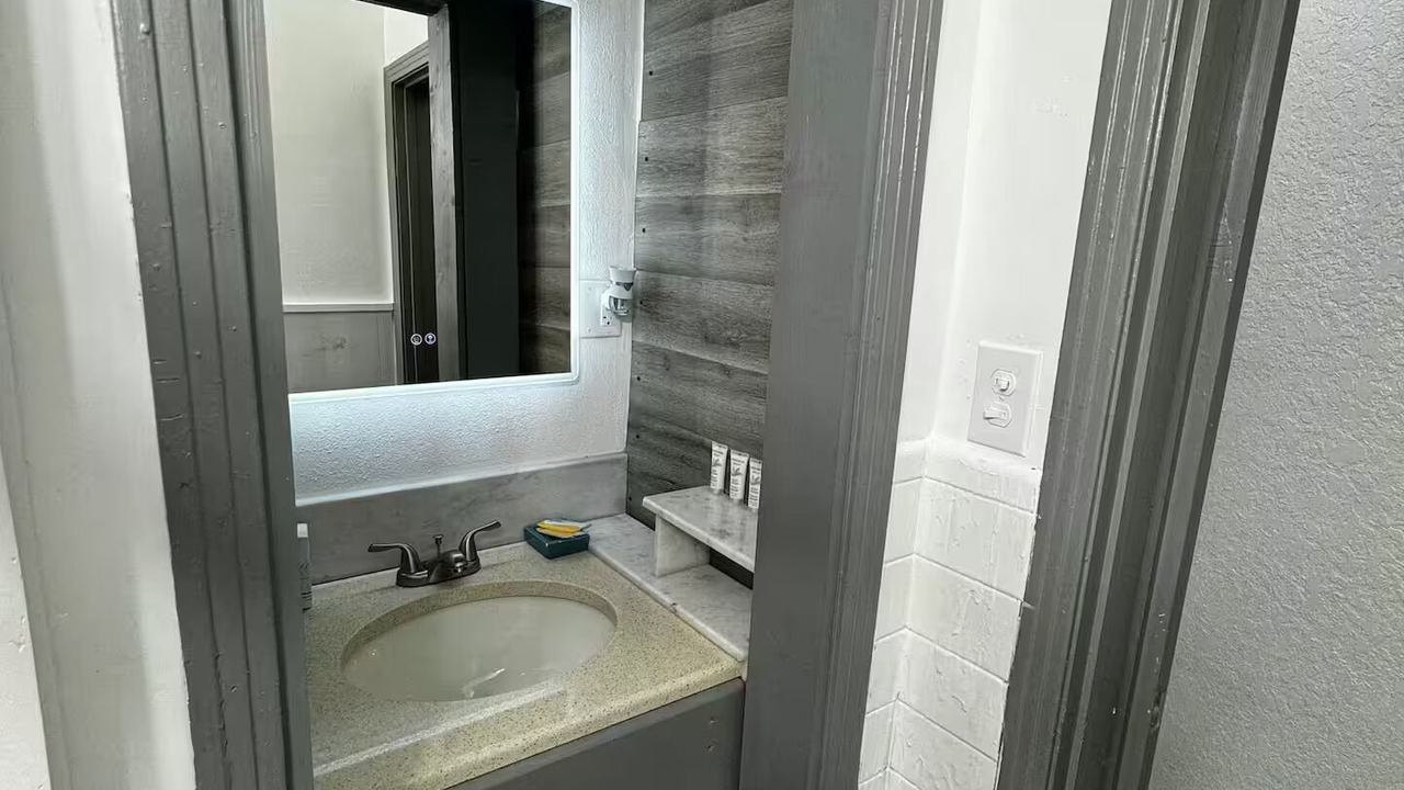 Photo of Bathroom in Old Seminole Heights