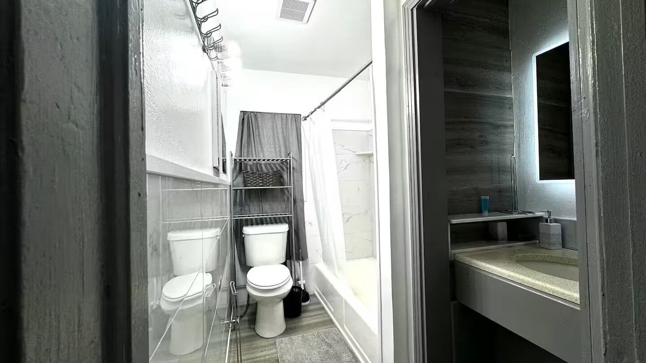 Photo of Bathroom in Old Seminole Heights
