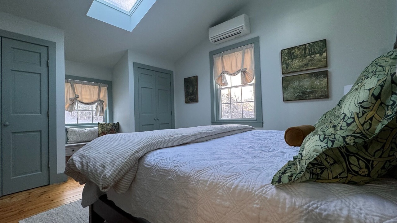 Photo of Bedroom in Londonderry
