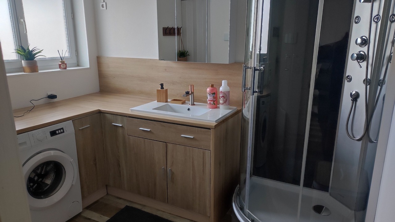 Photo of Bathroom in Coulogne