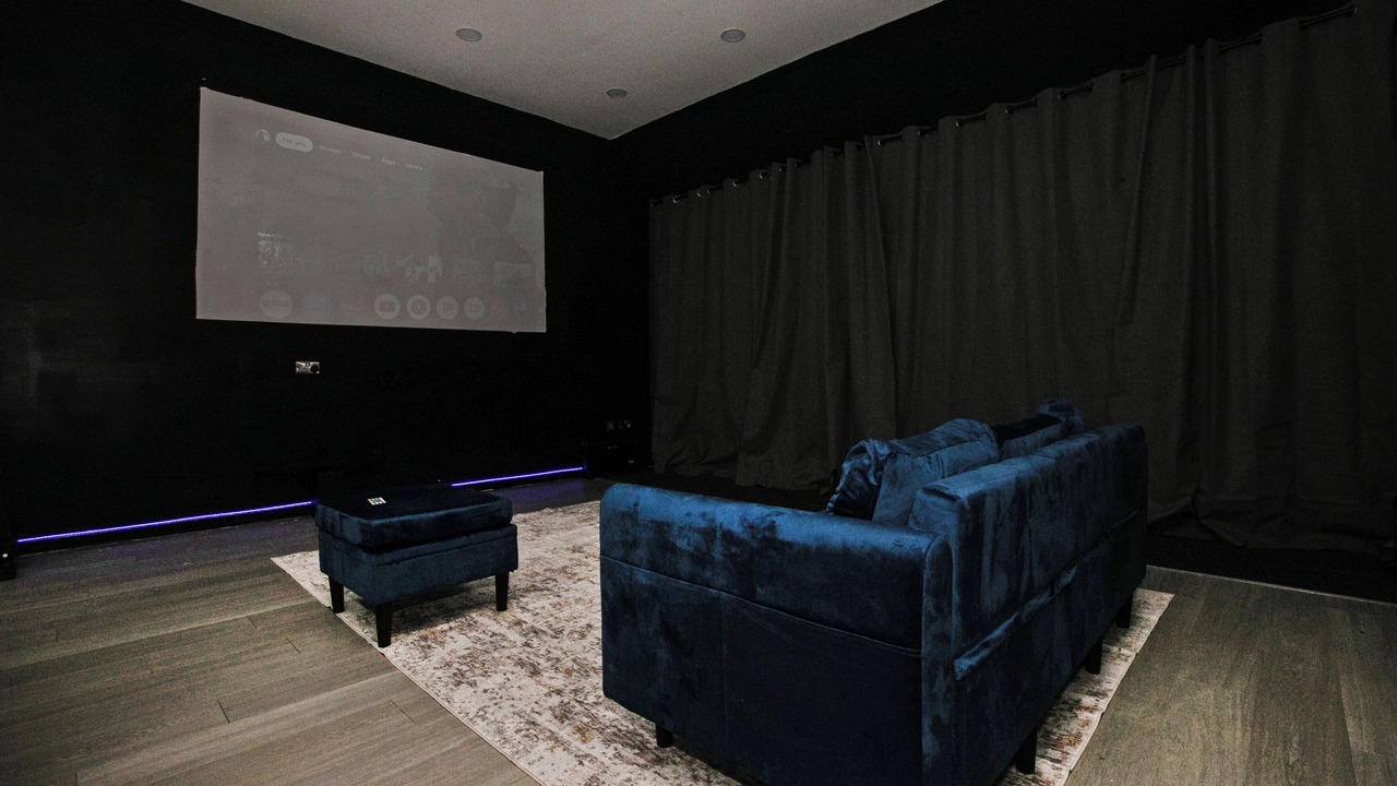 Photo of Others in Belle Vue