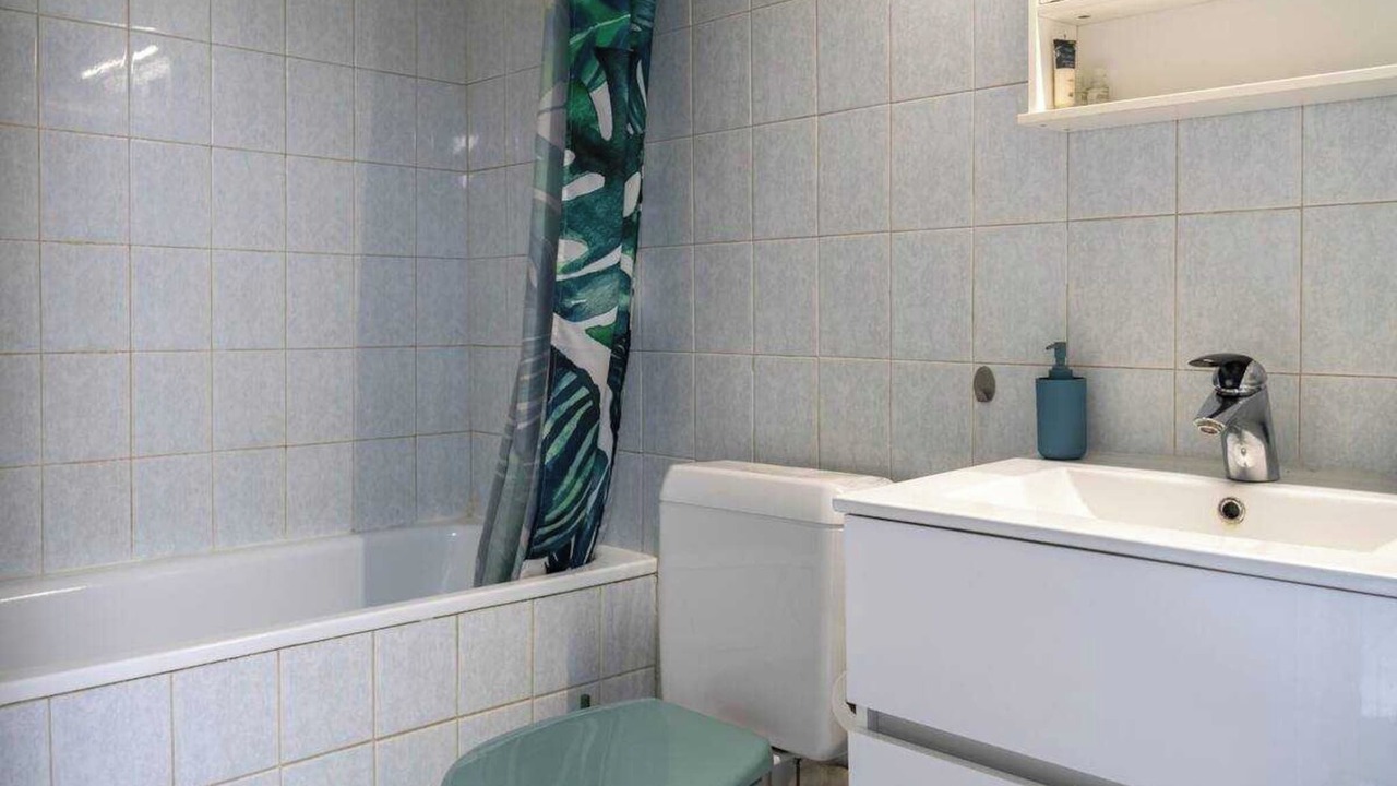 Photo of Others in 2nd Arrondissement