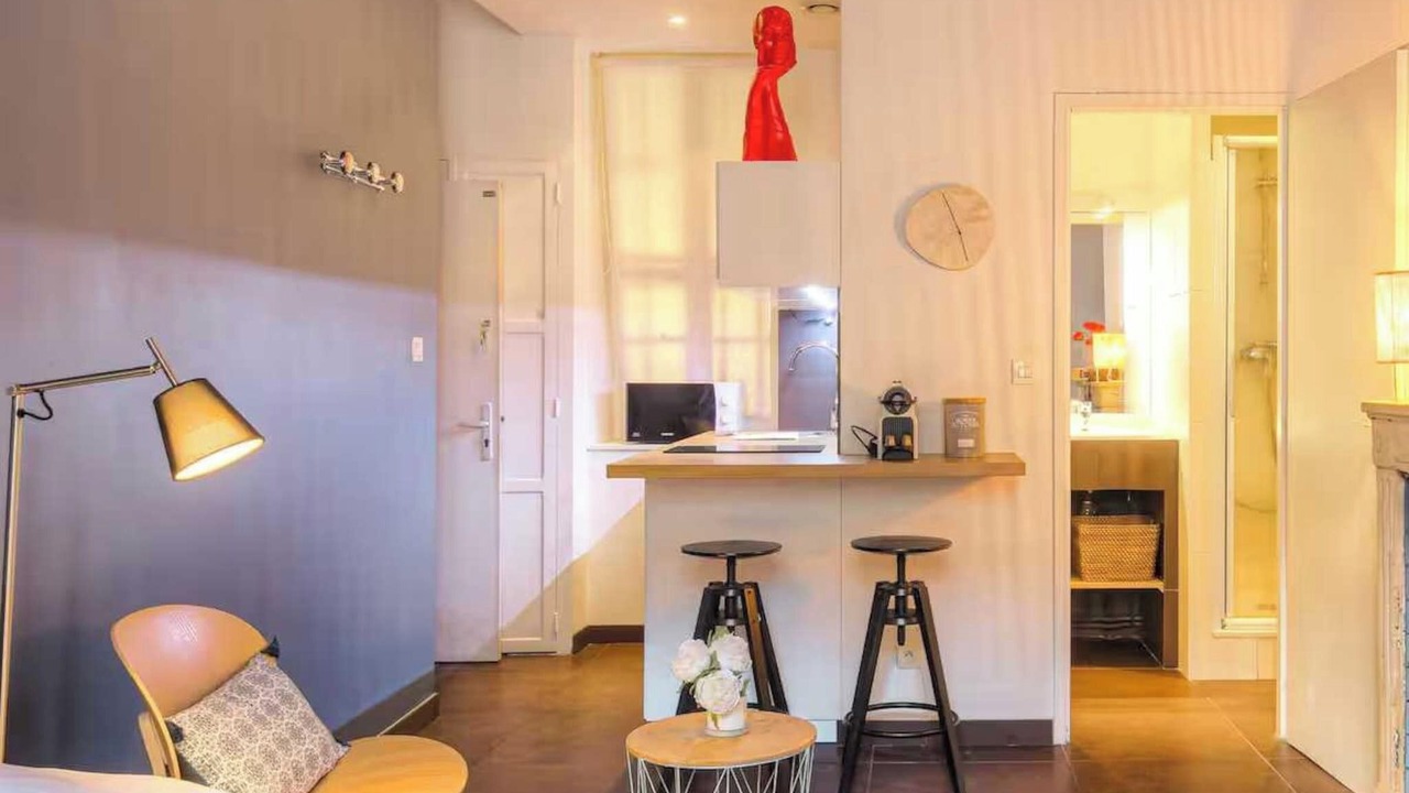 Photo of Livingroom in Carnot - Gailleton