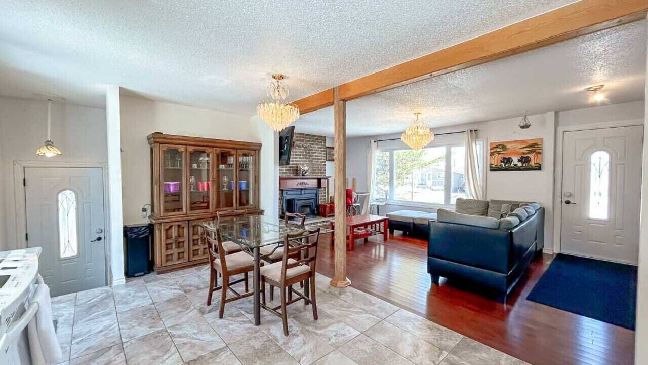 Photo of Livingroom in Downtown Gatineau